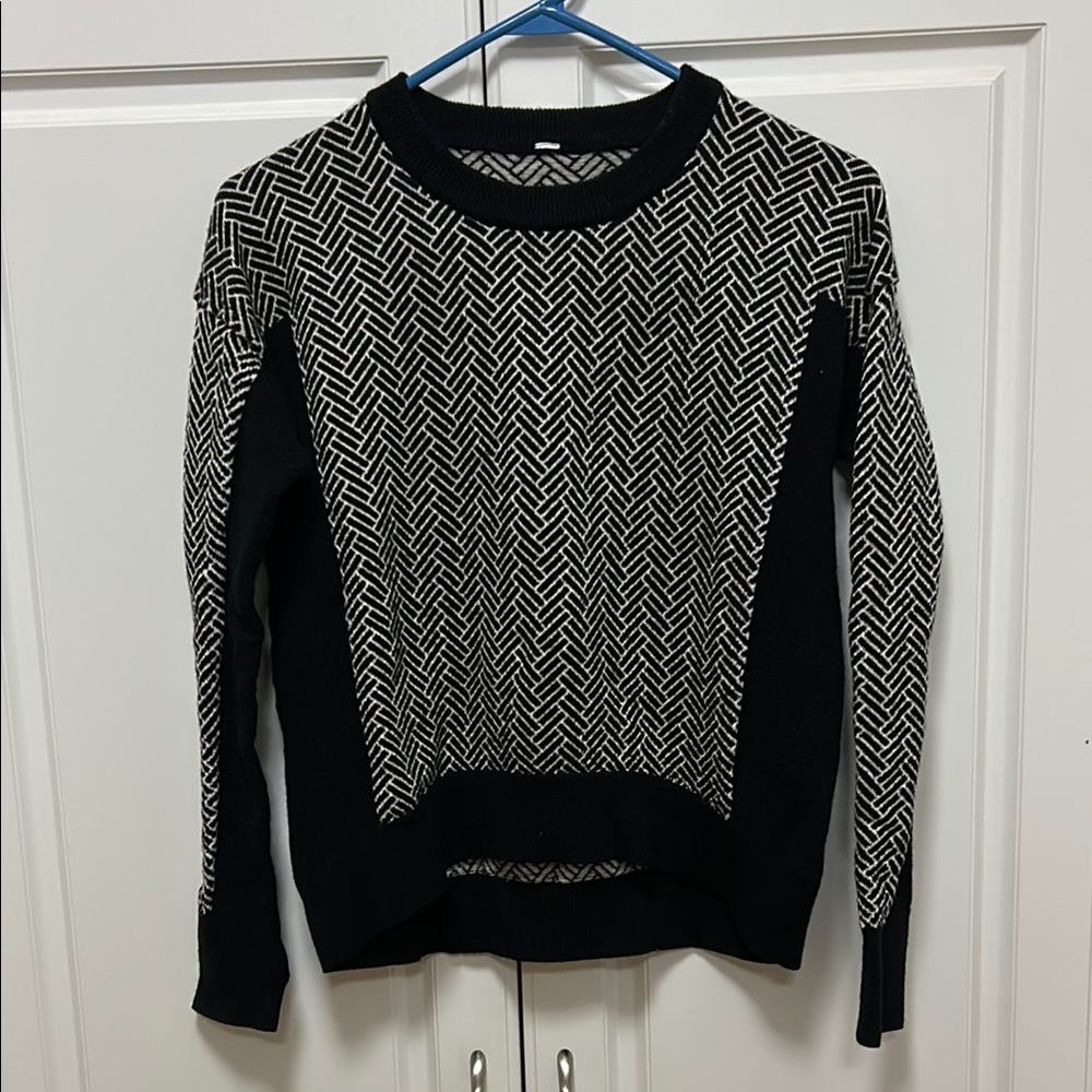 Lululemon Athletica Black and White Crew Neck Sweater